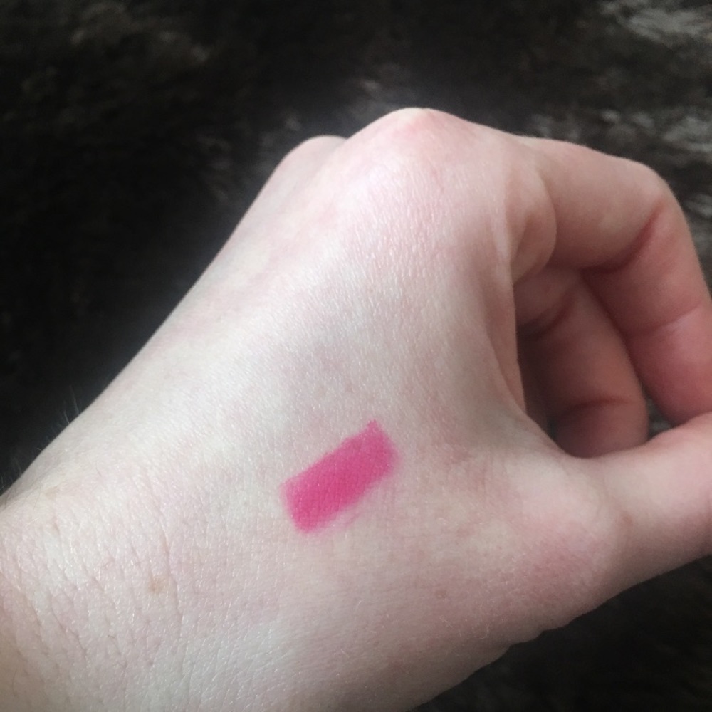 Yves Saint Laurent Baby Doll Kiss & Blush - Picture 3 of 3